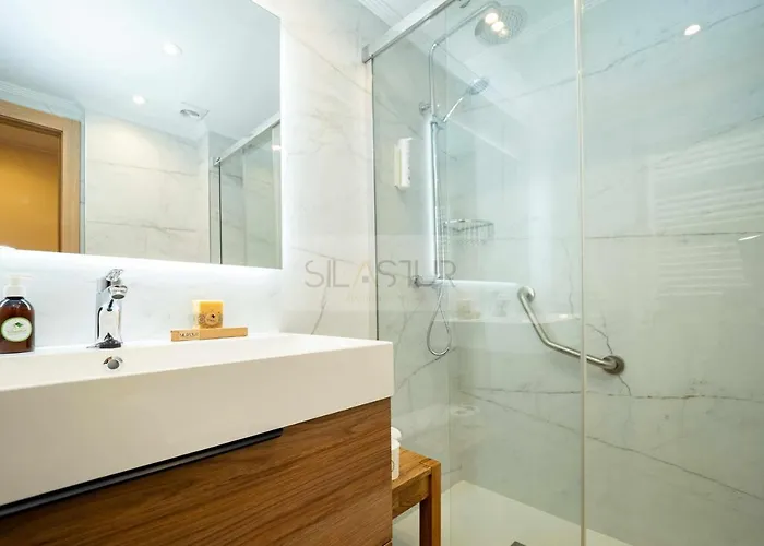 La Cantabrica By Silastur גיחון